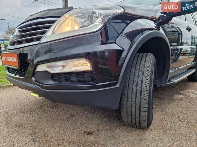 Чорний Cанг Йонг Rexton, об'ємом двигуна 2.7 л та пробігом 201 тис. км за 9500 $, фото 25 на Automoto.ua