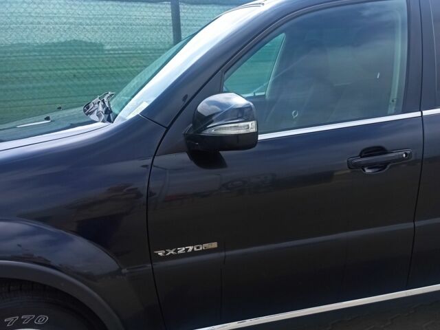 Черный Cанг Йонг Рекстон, объемом двигателя 2.7 л и пробегом 95 тыс. км за 17000 $, фото 12 на Automoto.ua