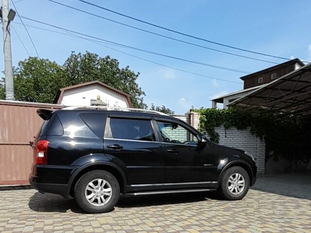 Чорний Cанг Йонг Rexton, об'ємом двигуна 0 л та пробігом 82 тис. км за 14118 $, фото 18 на Automoto.ua