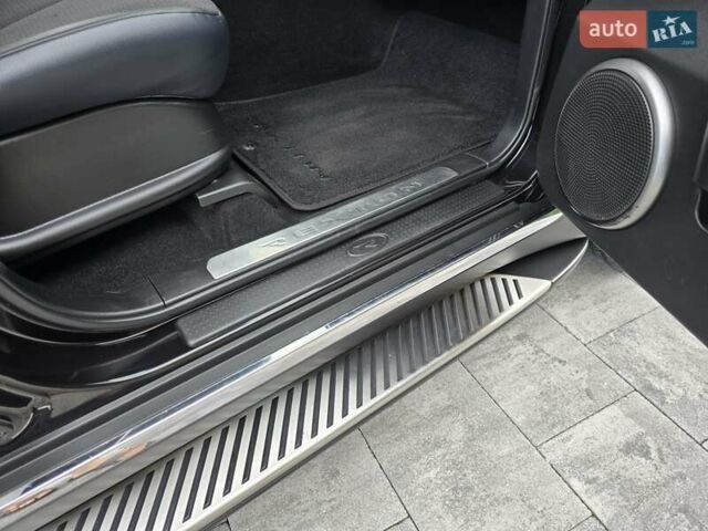 Чорний Cанг Йонг Rexton, об'ємом двигуна 2.7 л та пробігом 160 тис. км за 11500 $, фото 36 на Automoto.ua