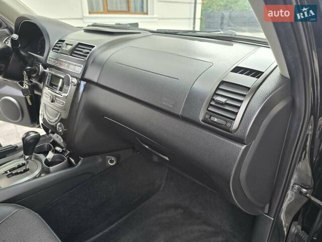 Чорний Cанг Йонг Rexton, об'ємом двигуна 2.7 л та пробігом 160 тис. км за 11500 $, фото 33 на Automoto.ua
