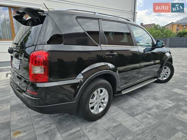 Чорний Cанг Йонг Rexton, об'ємом двигуна 2.7 л та пробігом 160 тис. км за 11500 $, фото 78 на Automoto.ua