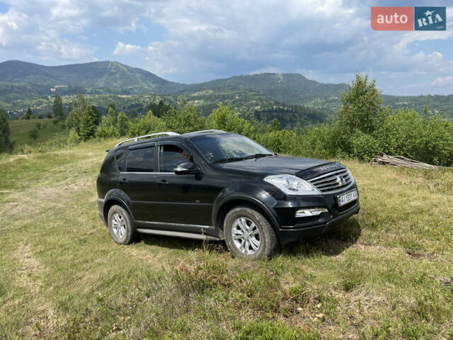 Чорний Cанг Йонг Rexton, об'ємом двигуна 2 л та пробігом 199 тис. км за 9300 $, фото 2 на Automoto.ua