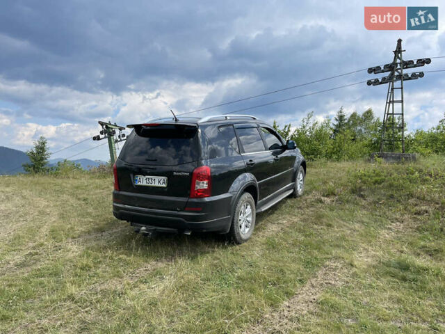 Чорний Cанг Йонг Rexton, об'ємом двигуна 2 л та пробігом 199 тис. км за 9300 $, фото 8 на Automoto.ua