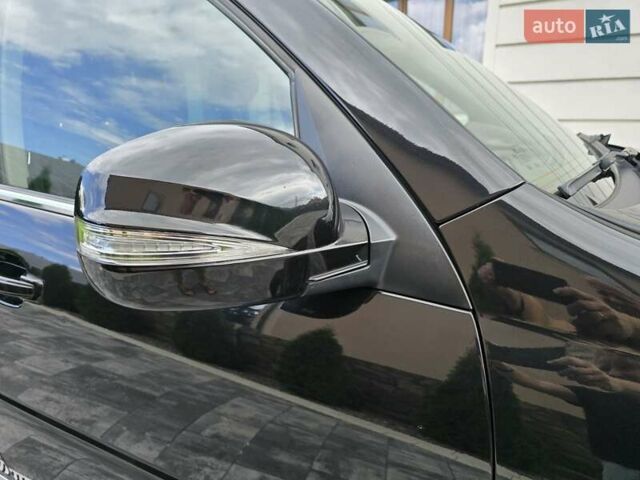Чорний Cанг Йонг Rexton, об'ємом двигуна 2.7 л та пробігом 160 тис. км за 11500 $, фото 62 на Automoto.ua