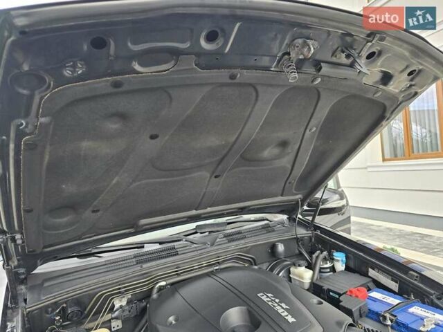 Чорний Cанг Йонг Rexton, об'ємом двигуна 2.7 л та пробігом 160 тис. км за 11500 $, фото 42 на Automoto.ua
