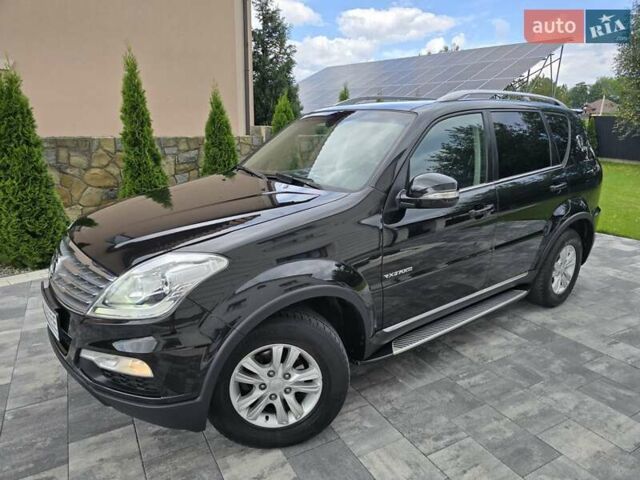 Чорний Cанг Йонг Rexton, об'ємом двигуна 2.7 л та пробігом 160 тис. км за 11500 $, фото 76 на Automoto.ua