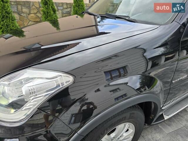 Чорний Cанг Йонг Rexton, об'ємом двигуна 2.7 л та пробігом 160 тис. км за 11500 $, фото 49 на Automoto.ua