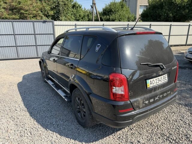 Чорний Cанг Йонг Rexton, об'ємом двигуна 2.7 л та пробігом 240 тис. км за 7227 $, фото 7 на Automoto.ua
