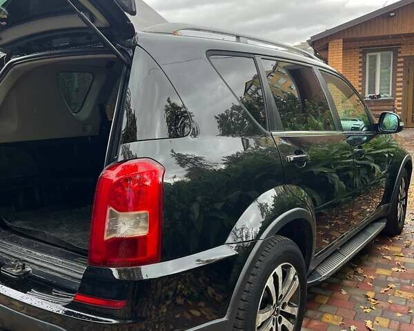 Черный Cанг Йонг Рекстон, объемом двигателя 2.7 л и пробегом 149 тыс. км за 12000 $, фото 7 на Automoto.ua