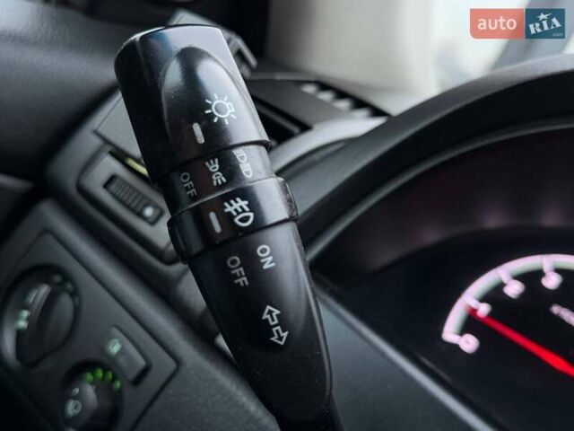 Чорний Cанг Йонг Rexton, об'ємом двигуна 2 л та пробігом 155 тис. км за 13890 $, фото 26 на Automoto.ua