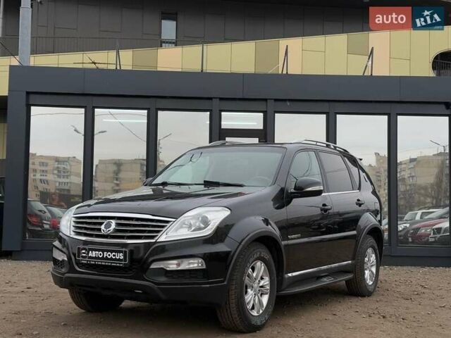 Чорний Cанг Йонг Rexton, об'ємом двигуна 2 л та пробігом 155 тис. км за 13890 $, фото 3 на Automoto.ua