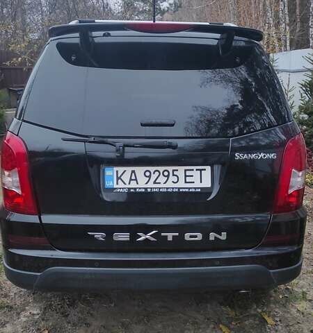 Черный Cанг Йонг Рекстон, объемом двигателя 2 л и пробегом 158 тыс. км за 13800 $, фото 12 на Automoto.ua