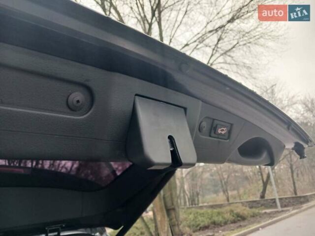 Чорний Cанг Йонг Rexton, об'ємом двигуна 2.16 л та пробігом 132 тис. км за 19700 $, фото 43 на Automoto.ua