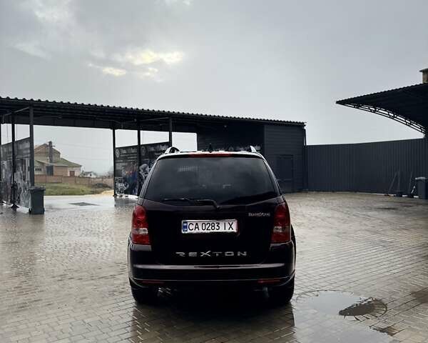 Фиолетовый Cанг Йонг Рекстон, объемом двигателя 2.7 л и пробегом 264 тыс. км за 8500 $, фото 5 на Automoto.ua