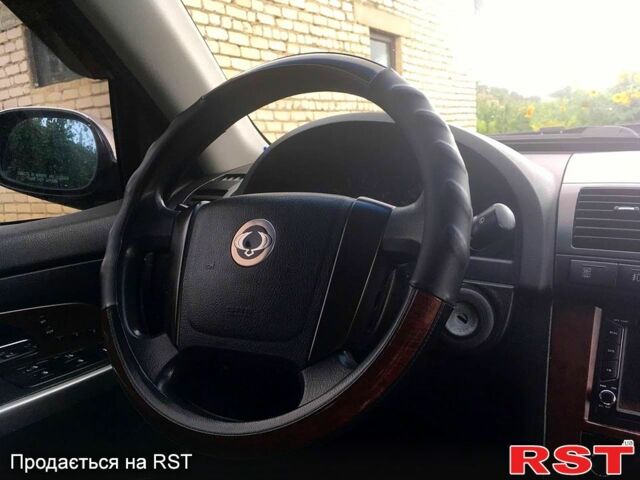 Коричневий Cанг Йонг Rexton, об'ємом двигуна 2.8 л та пробігом 266 тис. км за 6800 $, фото 6 на Automoto.ua
