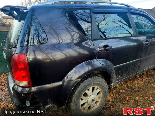 Коричневий Cанг Йонг Rexton, об'ємом двигуна 2.3 л та пробігом 320 тис. км за 5000 $, фото 3 на Automoto.ua