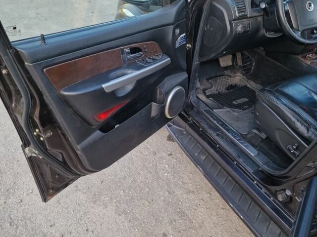 Коричневый Cанг Йонг Рекстон, объемом двигателя 2.7 л и пробегом 3 тыс. км за 7000 $, фото 1 на Automoto.ua