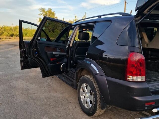 Коричневый Cанг Йонг Рекстон, объемом двигателя 2.7 л и пробегом 3 тыс. км за 7000 $, фото 3 на Automoto.ua