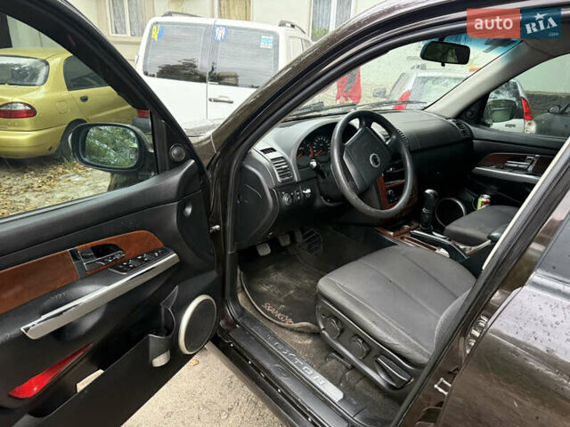 Коричневий Cанг Йонг Rexton, об'ємом двигуна 2.3 л та пробігом 203 тис. км за 4500 $, фото 10 на Automoto.ua