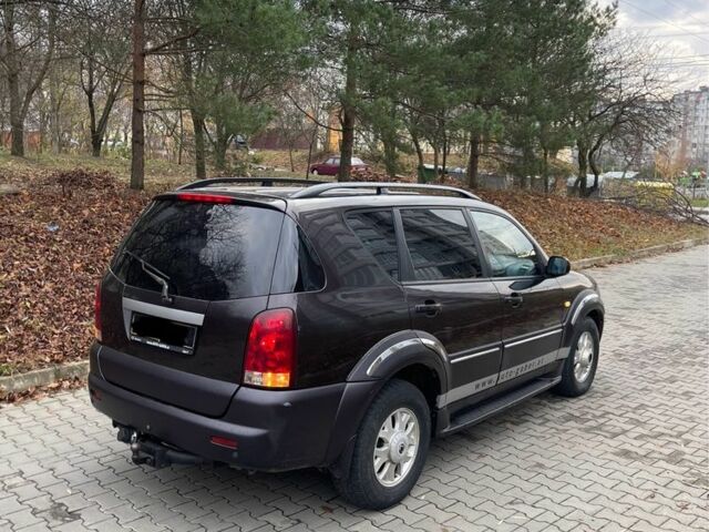 Коричневий Cанг Йонг Rexton, об'ємом двигуна 2.7 л та пробігом 230 тис. км за 3800 $, фото 3 на Automoto.ua