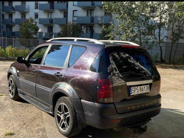 Коричневый Cанг Йонг Рекстон, объемом двигателя 2.7 л и пробегом 268 тыс. км за 3200 $, фото 10 на Automoto.ua