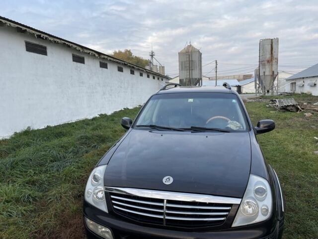 Коричневий Cанг Йонг Rexton, об'ємом двигуна 2.7 л та пробігом 323 тис. км за 3500 $, фото 1 на Automoto.ua