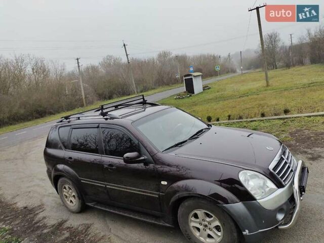 Коричневий Cанг Йонг Rexton, об'ємом двигуна 2.7 л та пробігом 263 тис. км за 7900 $, фото 9 на Automoto.ua