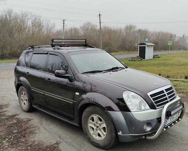 Коричневий Cанг Йонг Rexton, об'ємом двигуна 2.7 л та пробігом 263 тис. км за 7900 $, фото 2 на Automoto.ua