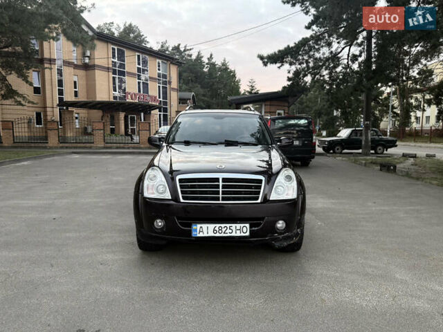 Коричневий Cанг Йонг Rexton, об'ємом двигуна 2.7 л та пробігом 228 тис. км за 6699 $, фото 6 на Automoto.ua