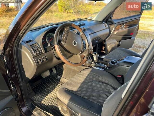 Коричневий Cанг Йонг Rexton, об'ємом двигуна 2.7 л та пробігом 113 тис. км за 9500 $, фото 2 на Automoto.ua