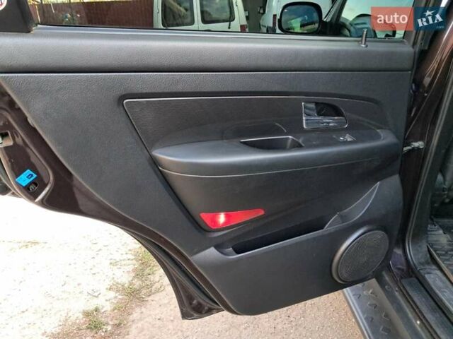 Коричневий Cанг Йонг Rexton, об'ємом двигуна 2.7 л та пробігом 125 тис. км за 12300 $, фото 13 на Automoto.ua