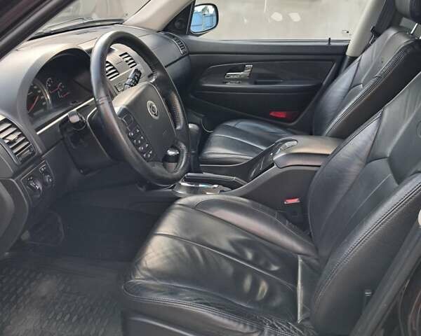 Коричневий Cанг Йонг Rexton, об'ємом двигуна 2.7 л та пробігом 125 тис. км за 12300 $, фото 16 на Automoto.ua