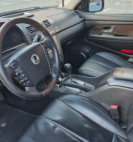 Коричневий Cанг Йонг Rexton, об'ємом двигуна 2.7 л та пробігом 240 тис. км за 12700 $, фото 9 на Automoto.ua
