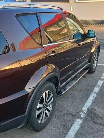 Коричневий Cанг Йонг Rexton, об'ємом двигуна 2.7 л та пробігом 166 тис. км за 12500 $, фото 4 на Automoto.ua