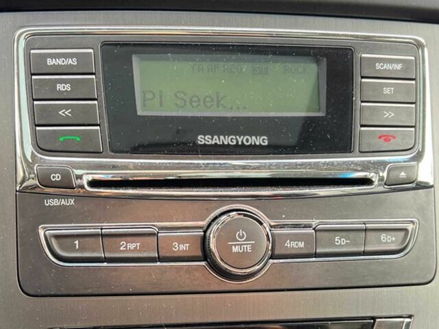 Коричневий Cанг Йонг Rexton, об'ємом двигуна 2 л та пробігом 87 тис. км за 14650 $, фото 15 на Automoto.ua