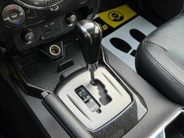 Коричневий Cанг Йонг Rexton, об'ємом двигуна 2 л та пробігом 87 тис. км за 14650 $, фото 19 на Automoto.ua