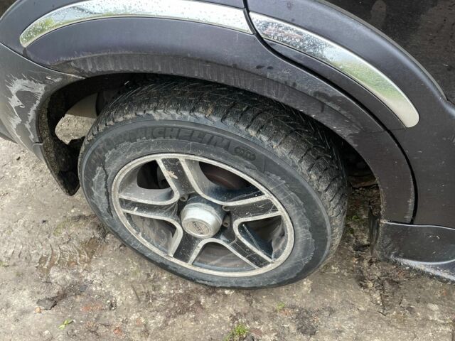 Червоний Cанг Йонг Rexton, об'ємом двигуна 2.7 л та пробігом 265 тис. км за 2800 $, фото 5 на Automoto.ua