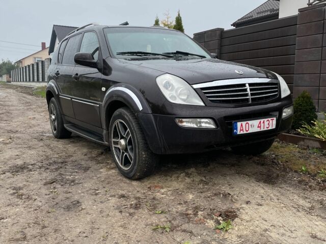 Червоний Cанг Йонг Rexton, об'ємом двигуна 2.7 л та пробігом 265 тис. км за 2800 $, фото 1 на Automoto.ua