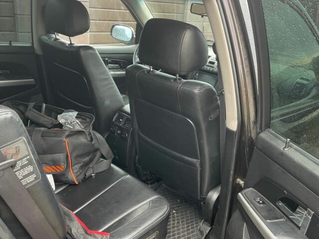 Червоний Cанг Йонг Rexton, об'ємом двигуна 2.7 л та пробігом 265 тис. км за 2800 $, фото 4 на Automoto.ua