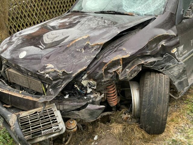 Красный Cанг Йонг Рекстон, объемом двигателя 0 л и пробегом 370 тыс. км за 2100 $, фото 6 на Automoto.ua