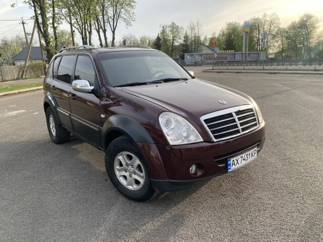 Червоний Cанг Йонг Rexton, об'ємом двигуна 0.27 л та пробігом 1 тис. км за 7500 $, фото 1 на Automoto.ua