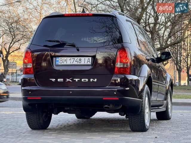 Червоний Cанг Йонг Rexton, об'ємом двигуна 2.7 л та пробігом 175 тис. км за 9999 $, фото 14 на Automoto.ua