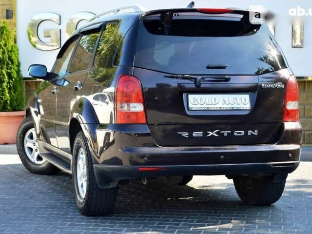 Cанг Йонг Rexton, об'ємом двигуна 2.7 л та пробігом 252 тис. км за 8999 $, фото 9 на Automoto.ua