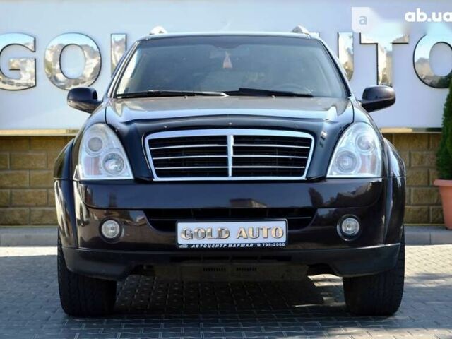 Cанг Йонг Rexton, об'ємом двигуна 2.7 л та пробігом 252 тис. км за 8999 $, фото 4 на Automoto.ua