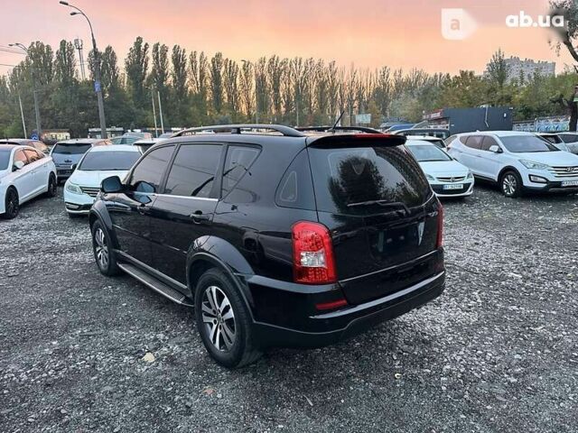 Cанг Йонг Rexton, об'ємом двигуна 2 л та пробігом 200 тис. км за 13600 $, фото 8 на Automoto.ua