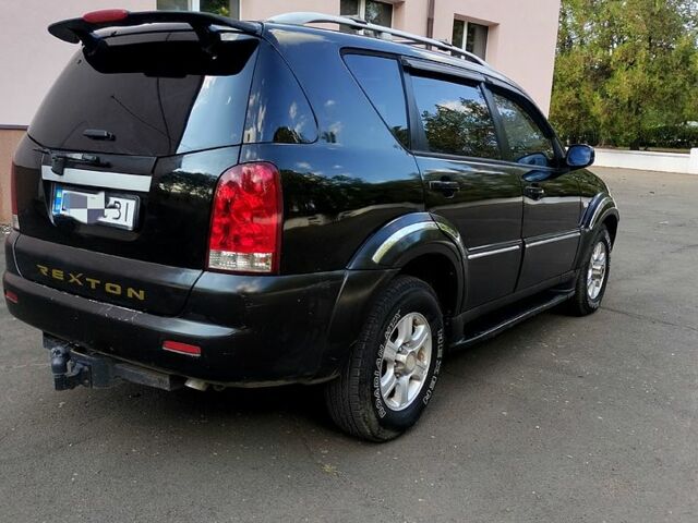 Cанг Йонг Rexton, об'ємом двигуна 2.8 л та пробігом 200 тис. км за 5950 $, фото 2 на Automoto.ua