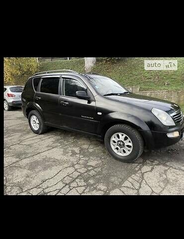 Cанг Йонг Rexton, об'ємом двигуна 2.7 л та пробігом 350 тис. км за 6100 $, фото 9 на Automoto.ua