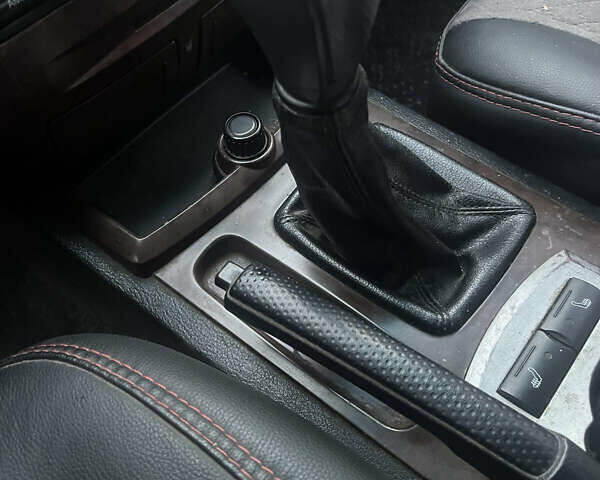 Cанг Йонг Rexton, об'ємом двигуна 2.3 л та пробігом 324 тис. км за 6200 $, фото 4 на Automoto.ua