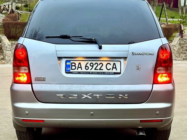 Cанг Йонг Rexton, об'ємом двигуна 2.7 л та пробігом 240 тис. км за 7500 $, фото 3 на Automoto.ua